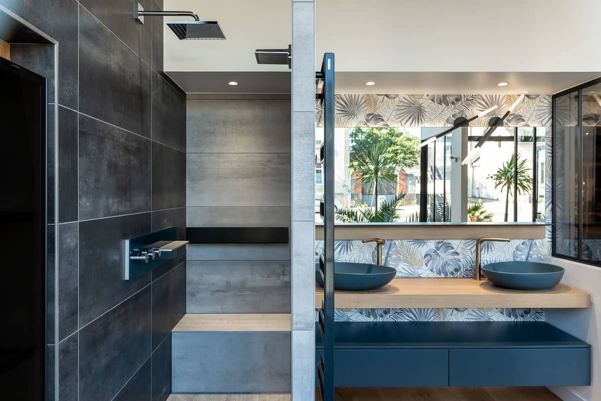 Samo salle de bain guignone bleue